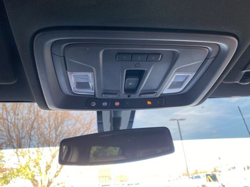 Used 2023 Chevrolet Silverado 3500 High Country image 31