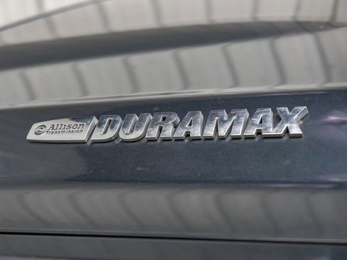 Used 2019 Chevrolet Silverado 3500 High Country w/ Duramax Plus Package image 49