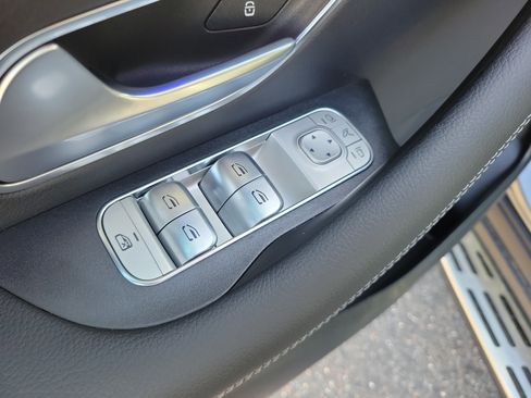 New 2026 Mercedes-Benz GLS 580 4MATIC image 15