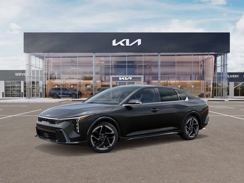New 2025 Kia K4 GT-Line w/ GT-Line Premium Package FWD image 3