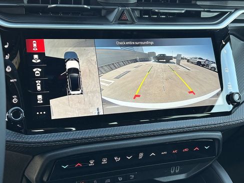 New 2026 Jeep Cherokee Overland w/ Advanced Pro Tech Group AWD/4WD image 14