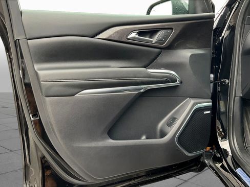 Used 2025 Chevrolet Traverse High Country w/ LPO, Floor Liner Package FWD image 43