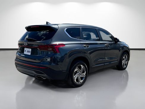 Used 2023 Hyundai Santa Fe SE FWD image 3
