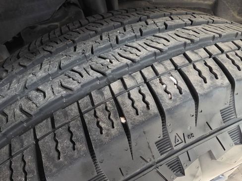 Used 2024 Jeep Wrangler Unlimited Sport AWD/4WD image 24