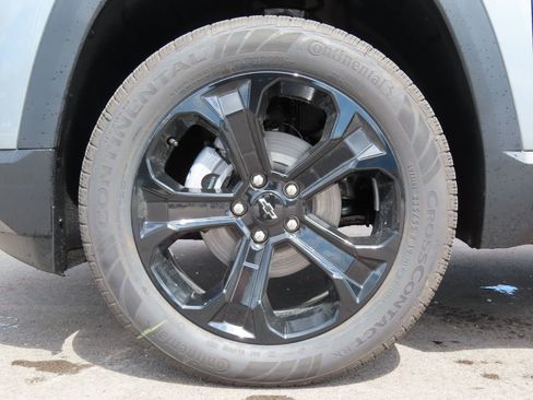 New 2026 Chevrolet Equinox LT w/ Midnight Edition AWD/4WD image 14