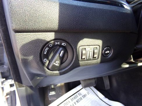 Used 2014 Chrysler 300 S image 37