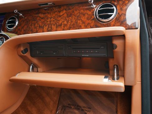 Used 2011 Bentley Mulsanne image 74