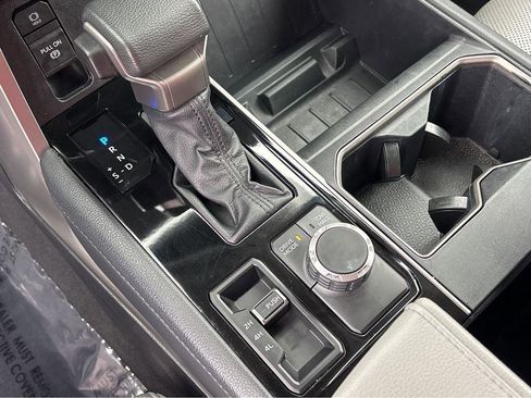 Used 2022 Toyota Tundra Limited image 24