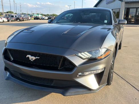 Used 2020 Ford Mustang GT w/ Equipment Group 301A RWD image 4