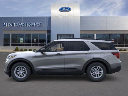 New 2026 Ford Explorer Active image 3