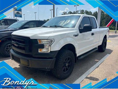 Used 2015 Ford F150 XL w/ Equipment Group 101A Mid AWD/4WD image 1