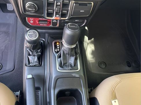 New 2026 Jeep Gladiator Willys AWD/4WD image 19