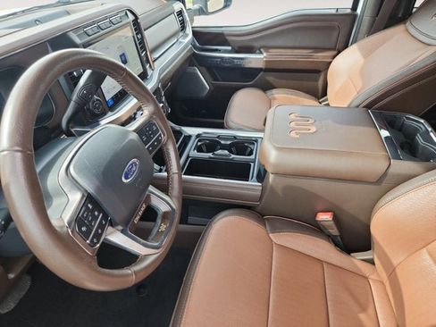 Certified 2024 Ford F350 King Ranch w/ FX4 Off-Road Package AWD/4WD image 9