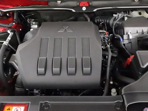 New 2025 Mitsubishi Eclipse Cross LE image 17