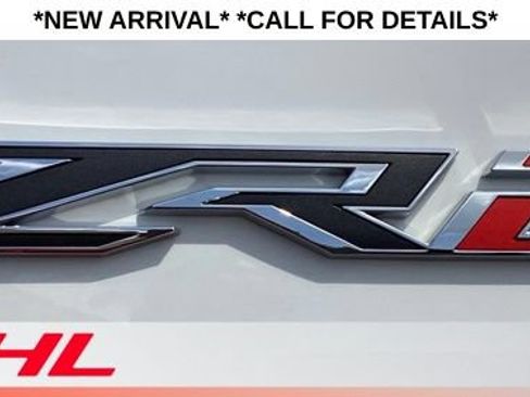Used 2022 Chevrolet Silverado 1500 ZR2 w/ Technology Package AWD/4WD image 15