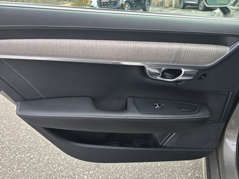 Used 2021 Volvo S90 T6 Inscription image 47