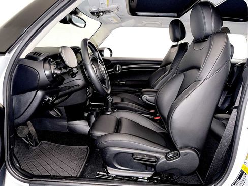 Certified 2023 MINI Cooper S FWD image 9