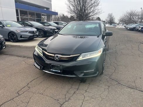 Used 2017 Honda Accord Touring image 27