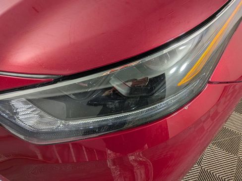 Used 2021 Toyota Highlander XLE image 15