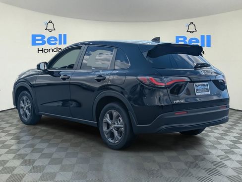 New 2026 Honda HR-V LX image 2