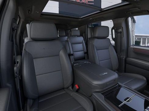 New 2026 GMC Yukon Denali w/ Denali Reserve Package image 16