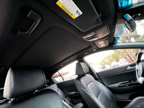 Used 2021 Kia Sportage SX image 14