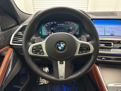 Used 2022 BMW X6 M50i w/ Executive Package image 18