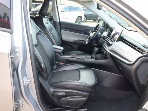 Used 2022 Jeep Compass Latitude w/ Sun and Sound Group image 26