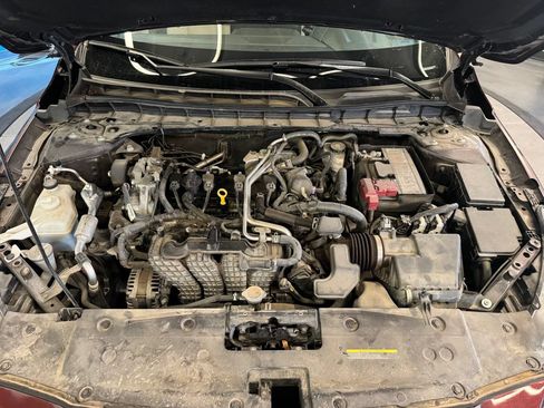 Used 2024 Nissan Altima 2.5 SV w/ SV Premium Package FWD image 18