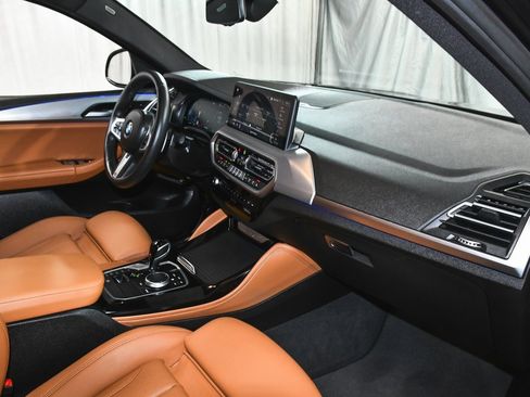 Used 2025 BMW X4 xDrive30i image 66