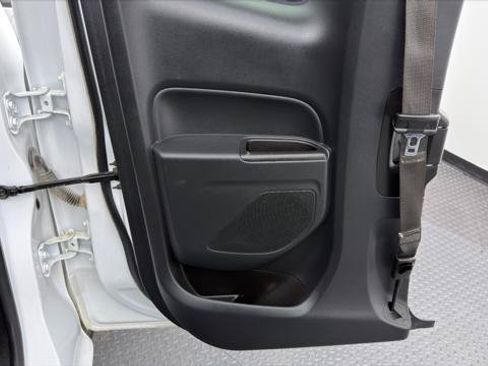 Used 2022 Chevrolet Colorado LT w/ Fleet Safety Package RWD image 17