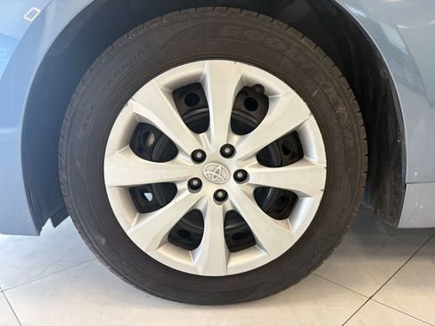 Used 2024 Toyota Corolla LE image 37