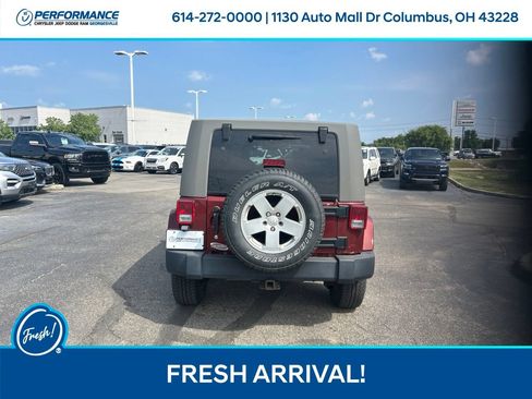 Used 2007 Jeep Wrangler Unlimited Sahara w/ Trailer Tow Group AWD/4WD image 5