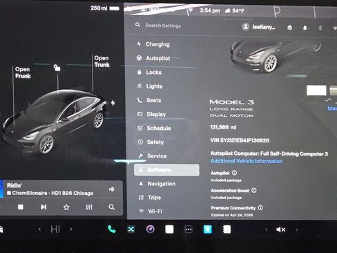 Used 2018 Tesla Model 3 Long Range image 9