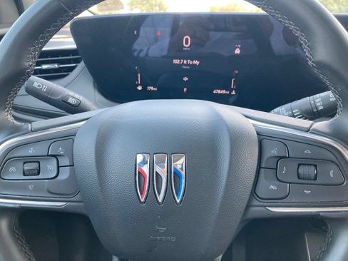 Used 2024 Buick Encore GX Sport Touring AWD/4WD image 18