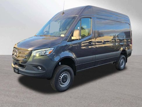 Used 2026 Mercedes-Benz Sprinter 2500 image 7