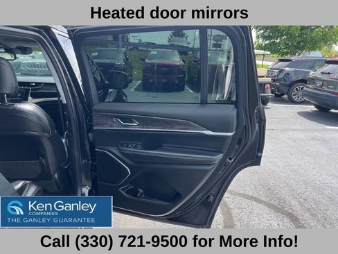 Used 2022 Jeep Grand Cherokee L Limited AWD/4WD image 55
