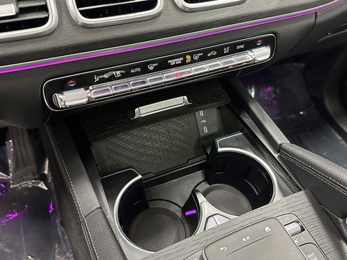 Certified 2024 Mercedes-Benz GLS 450 4MATIC image 33