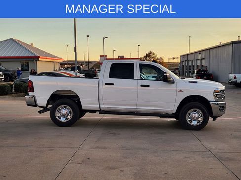 New 2026 RAM 2500 Tradesman AWD/4WD image 7