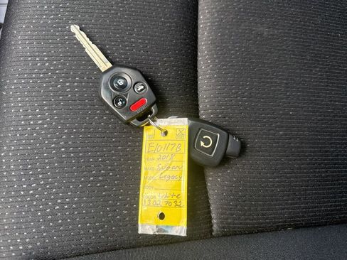 Used 2018 Subaru Legacy 2.5i Premium AWD/4WD image 23