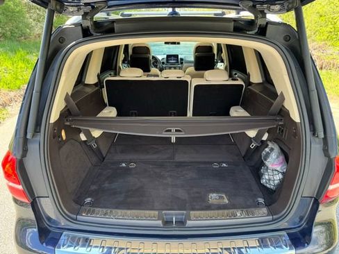 Used 2018 Mercedes-Benz GLS 550 4MATIC image 9