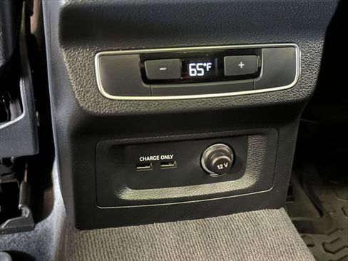 Used 2023 Audi Q5 2.0T Premium w/ Convenience Package image 12