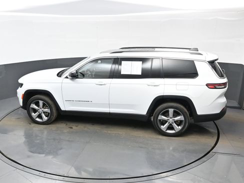 Used 2022 Jeep Grand Cherokee L Limited image 35