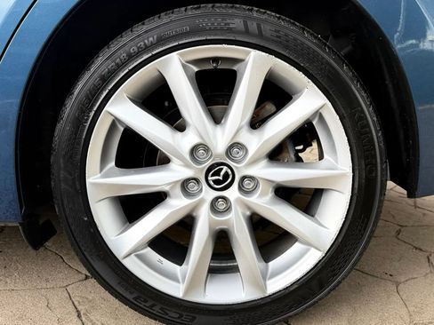 Used 2017 MAZDA MAZDA3 Touring FWD image 45