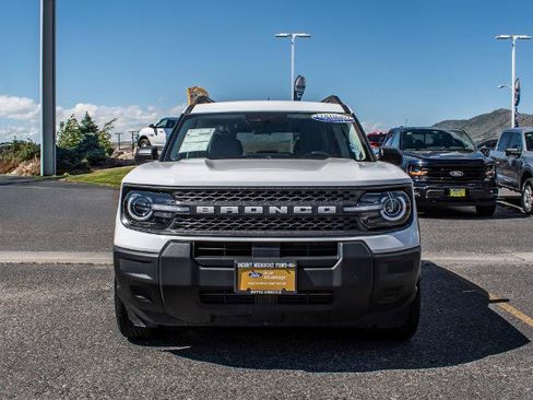 Certified 2025 Ford Bronco Sport Big Bend AWD/4WD image 2