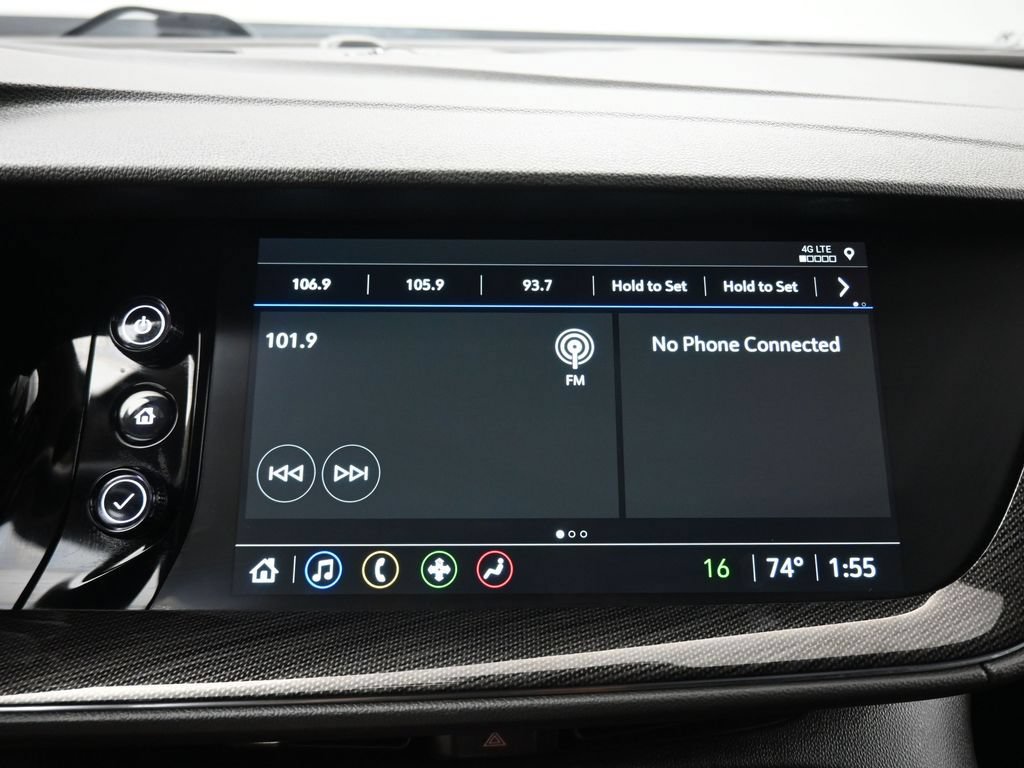 Used 2023 Buick Envision Preferred FWD image 17