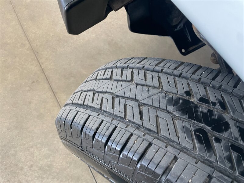Used 2012 Jeep Wrangler Unlimited Sahara AWD/4WD image 19