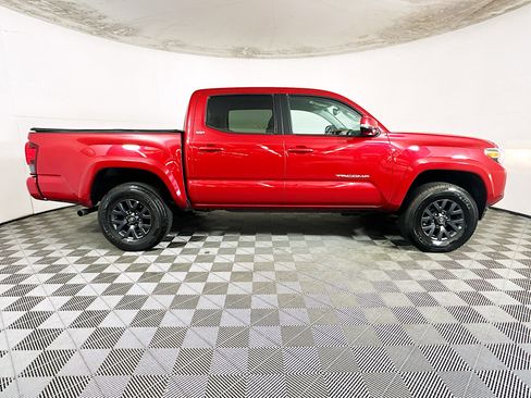 Used 2023 Toyota Tacoma SR5 AWD/4WD image 2