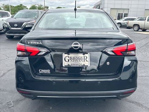 Certified 2025 Nissan Versa S w/ S Plus Package FWD image 4