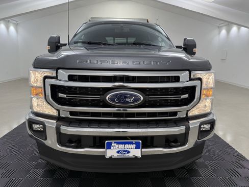 Used 2022 Ford F250 Lariat w/ Lariat Value Package image 2